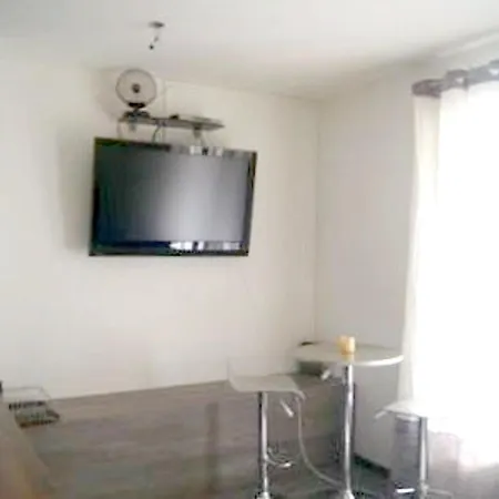 Studio A Ajaccio Avec Balcon Et Wifi Apartment